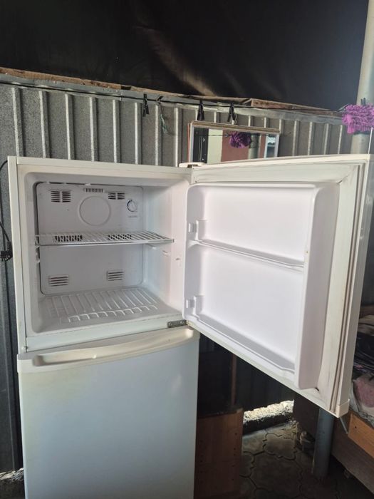 Продам холодильник Samsung