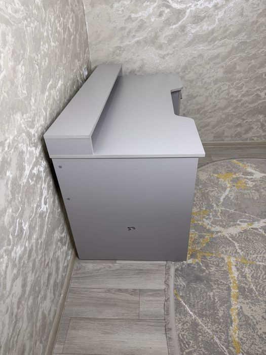 Продается игровой стол | офисный стол