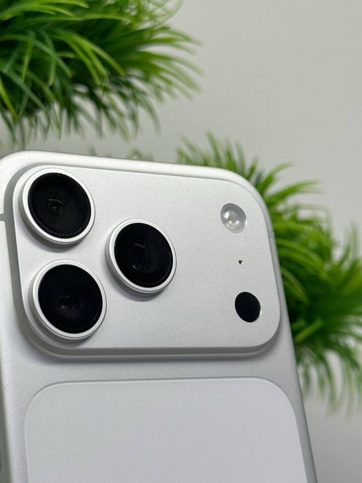 iPhone 17 pro 256 gb/ Akb 100% /ЦП 149/ ₽
