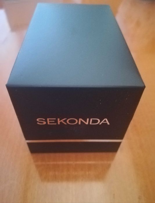 Дамски ръчен часовник Sekonda