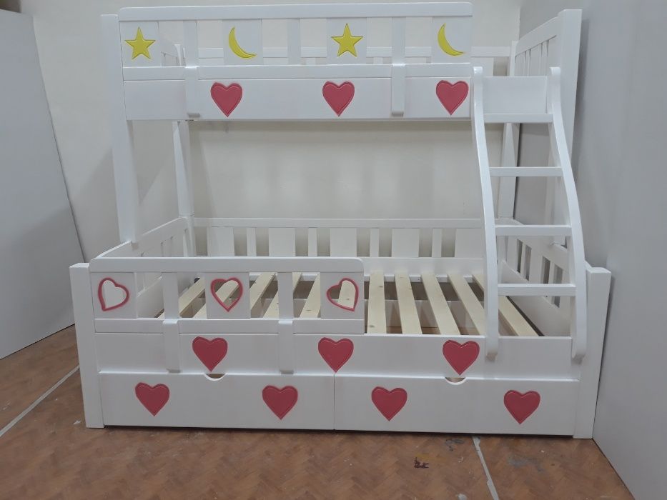 TRANSPORT GRATUIT.Pat etajat-supraetajat din lemn masiv.Cod 3216