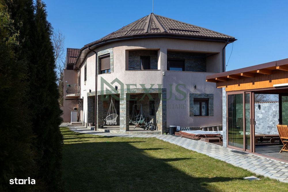 Casă/Vilă modernă de vânzare la intrare în Bogdan Vodă, județul Bacău.