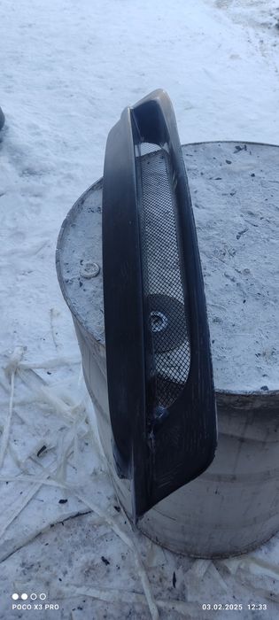 Решетка nissan Rnessa