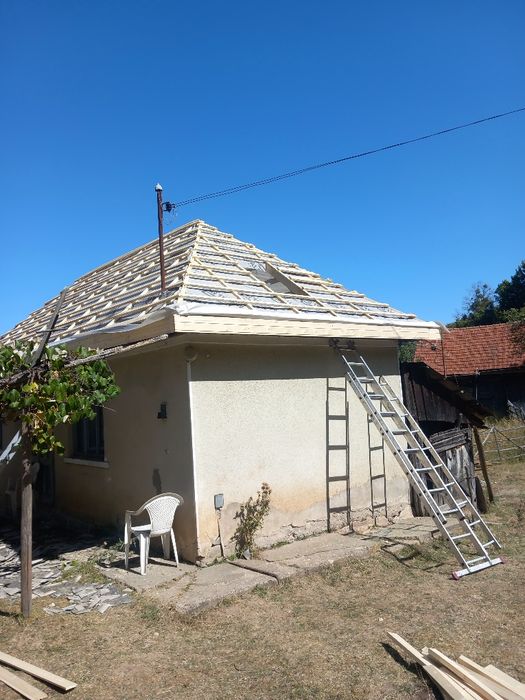 Montaj acoperis reparatii  dulgherie mansardari