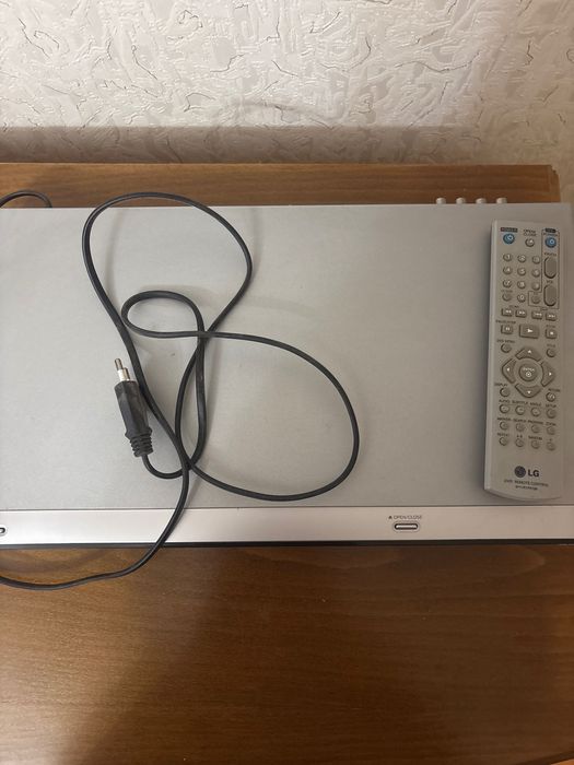 LG DVD player DVX9900