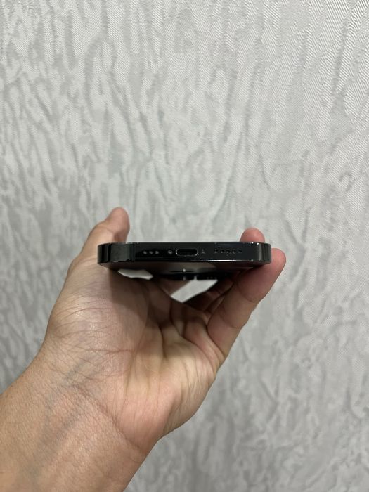 Продам iPhone 13 Pro max 128gb в идеальном состоянии