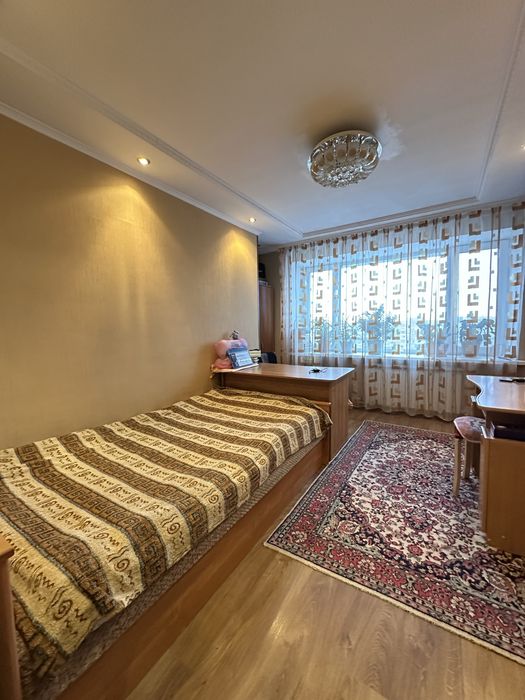 Продается 4-х ком квартира