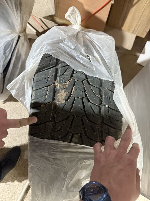 Шины от Toyota 200