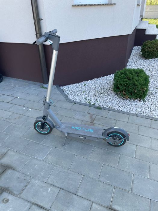 Trotineta electrica Motus Scooty 10” Plus 2022, 35km/h, 60km, 500W, 36V