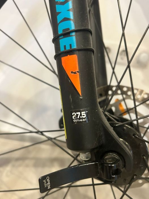 bicicletă Cross GRX7 cu ciclocomputer foarte puțin utilizată