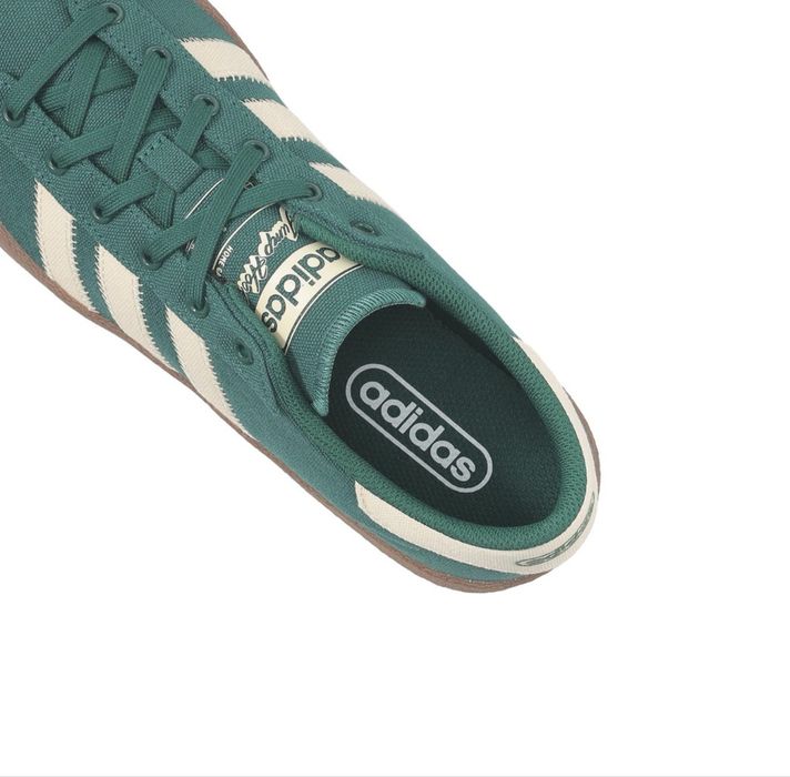 Кеды adidas из Токио