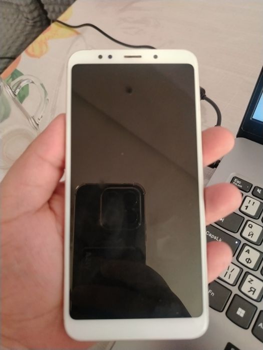 Продаётся redmi 5+