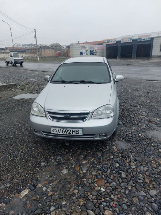 Lasetti sotiladi gen beriladi  xalati yaxshi