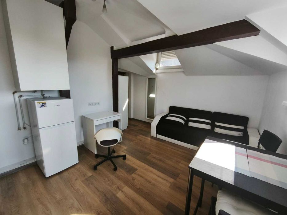 Дава се под наем Едностаен апартамент в Варна, Гръцка махала - 30 кв.м за 357 € - Снимка #9