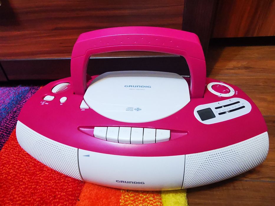 Combina Cd Radiocasetofon Grundig