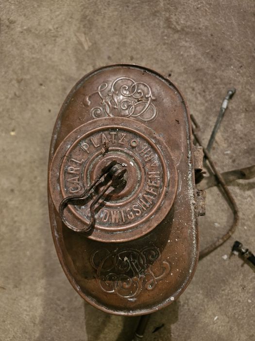 Стара немска,медна пръскачка-антика