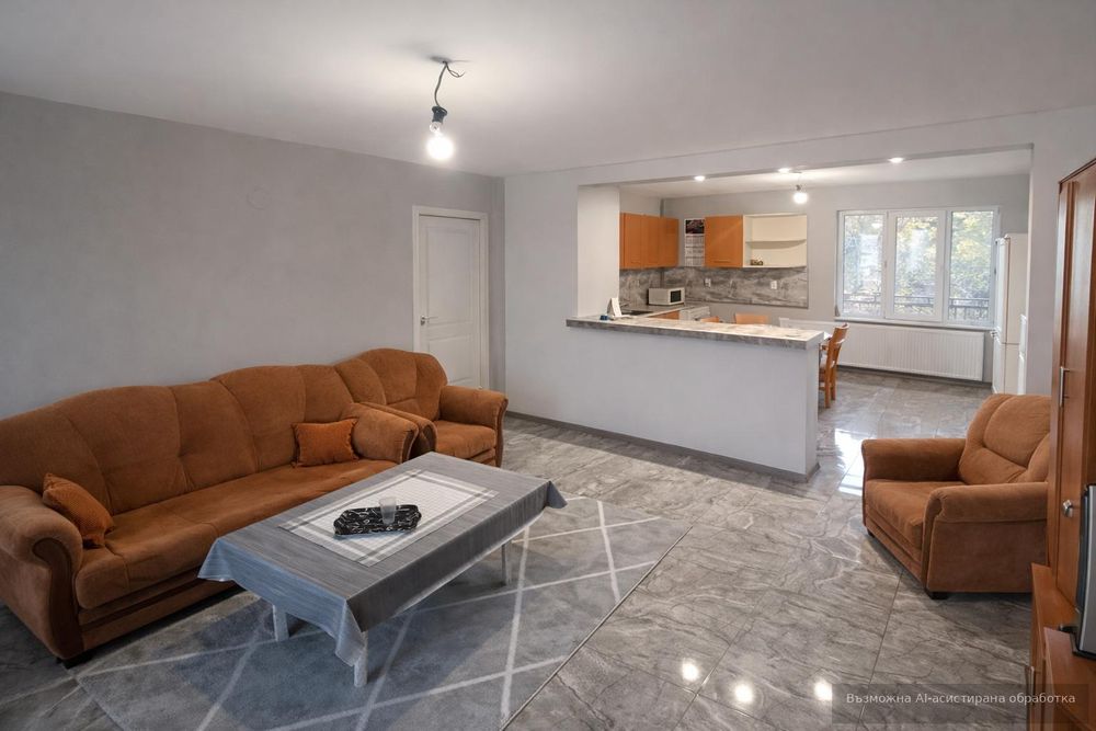 Етаж от Къща в гр. Нови Искър.