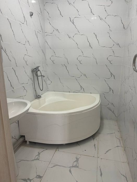 Олмос навостройка сотилади. 3/14/16.