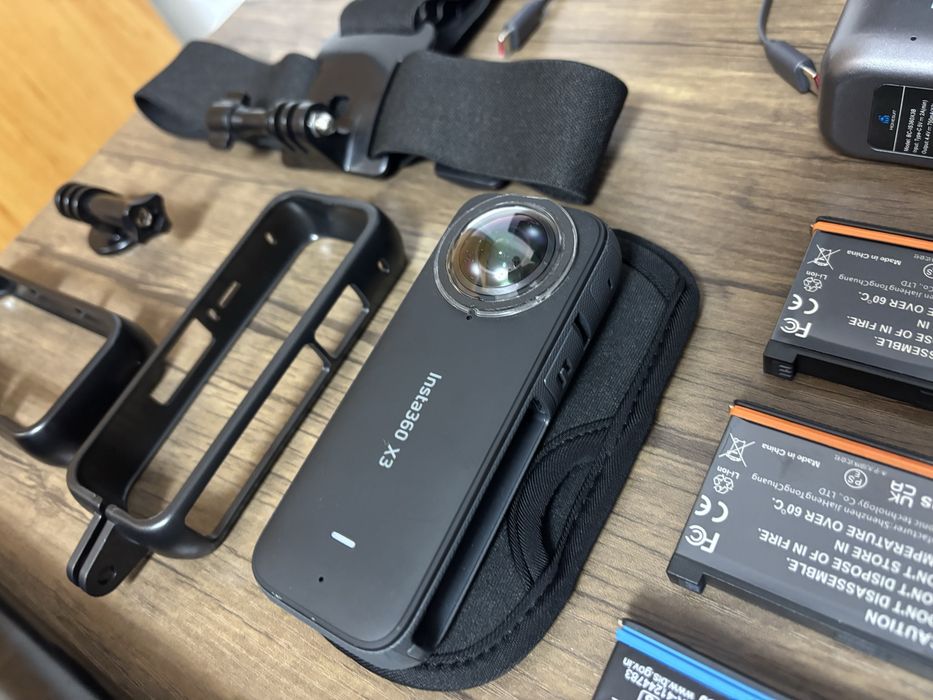 Camerǎ video Insta360 one X3 garanție