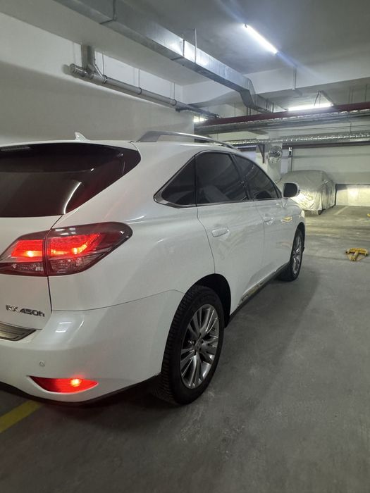 Lexus RX450h для продажи