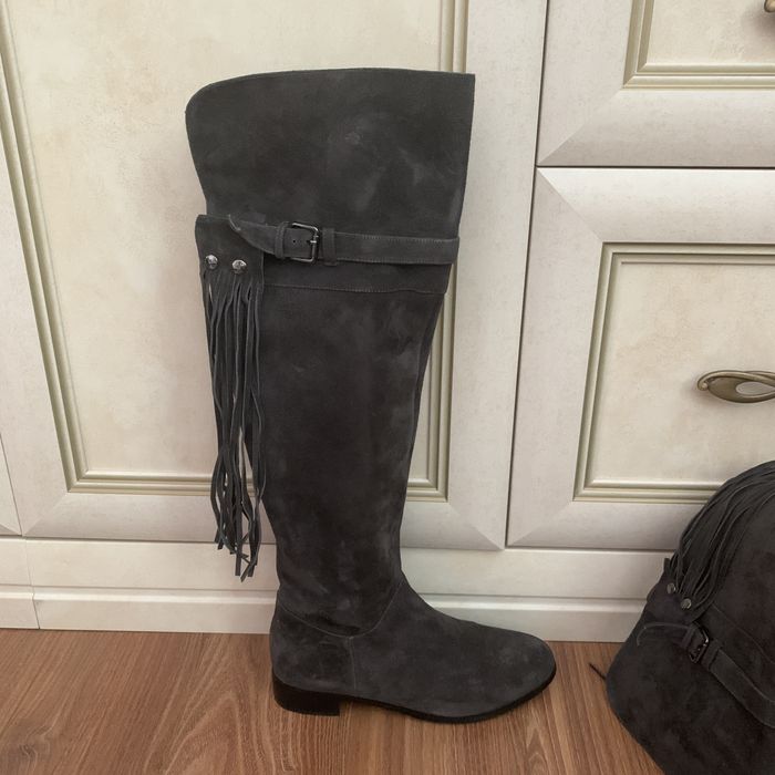 Продам велюровые сапоги