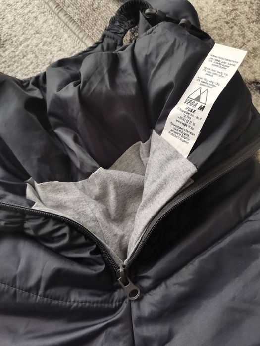 Детски зимен гащеризон.