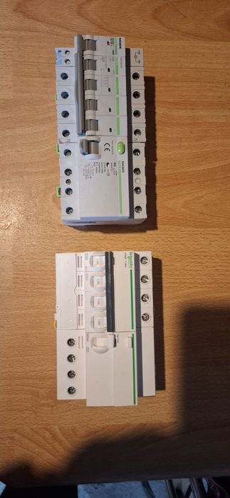 Vând siguranțe diferentiale trifazice