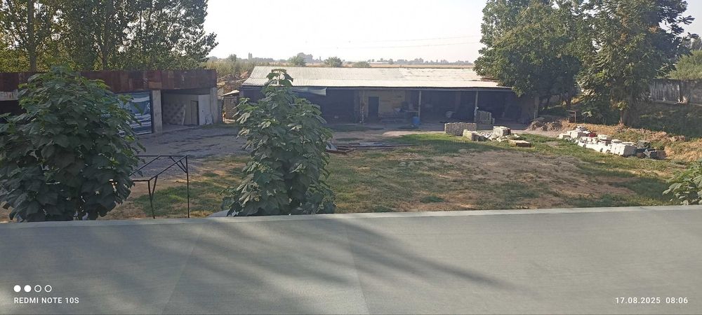 Участок не жилой с помещениями