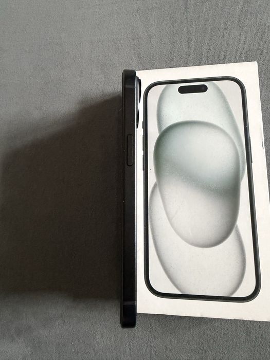 iphone 15 новый.