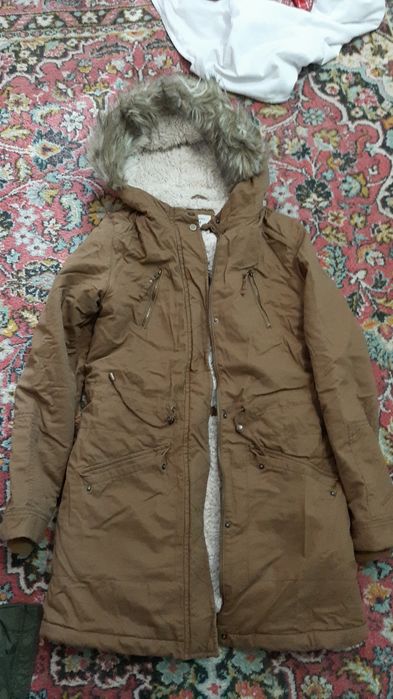Куртка 5000 тенге 6000 тенге