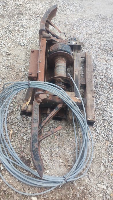 Лебедка с ролки и въже за  Газ 66, Зил 131, Зил 157