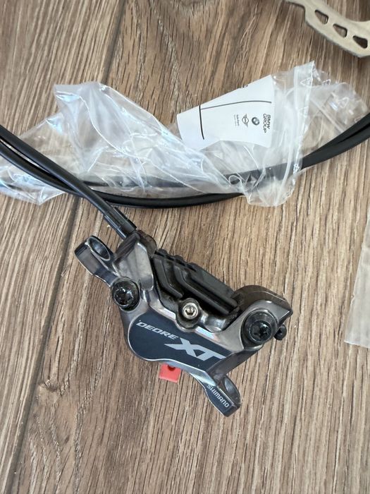 Спирачки Shimano XT-8120 Четири Бутални