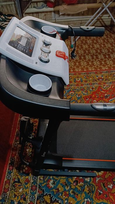 Беговая дорожка.