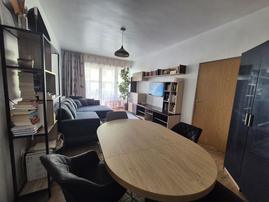 Apartament 2 camere (decomandat, 58mp) + loc parcare, Floresti, Porii