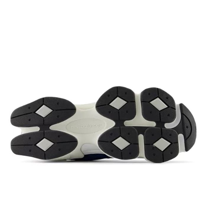 New Balance 9060 "Navy & Mushroom" | U9060LBB |