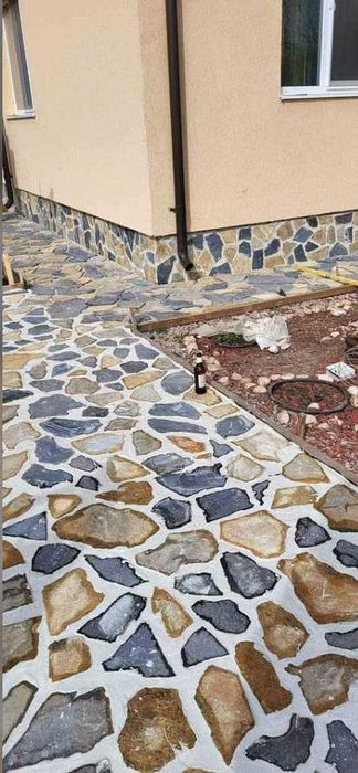 Piatră Naturală de Munte | Aspect Rustic și Elegant pentru Grădină