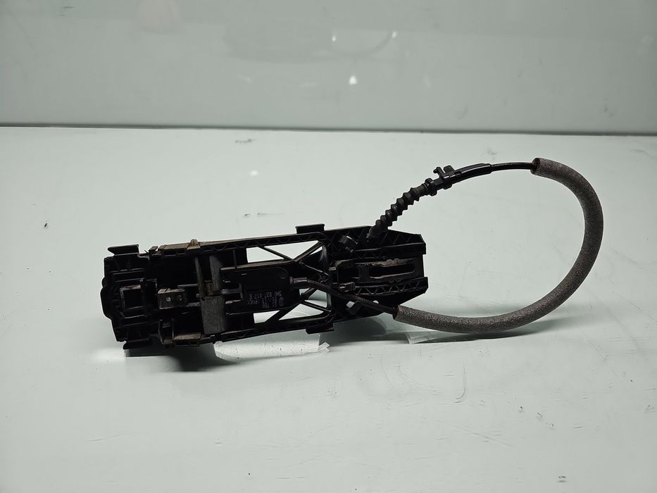 Maner usa stanga fata Volkswagen Golf 7 (5G) [Fabr 2014-prezent] Hatch