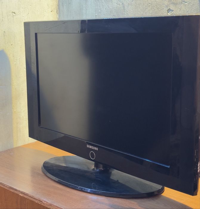 Телевизор самсунг