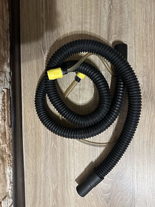 Химчистка моющий пылесос Karcher Puzzi 10/1