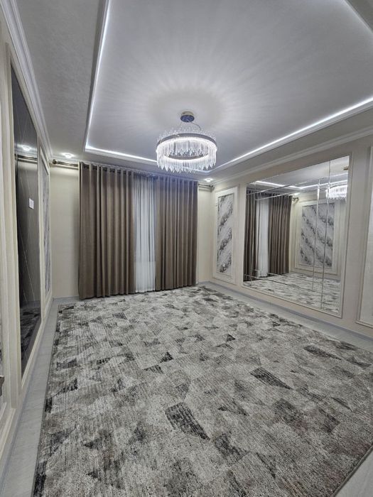 Срочно продаётся 3х комнатная квартира 3 этаж Согдиана без Глухой