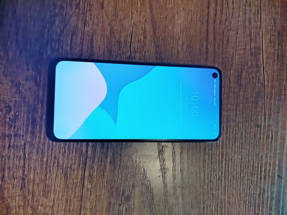 Продаю телефон риалми