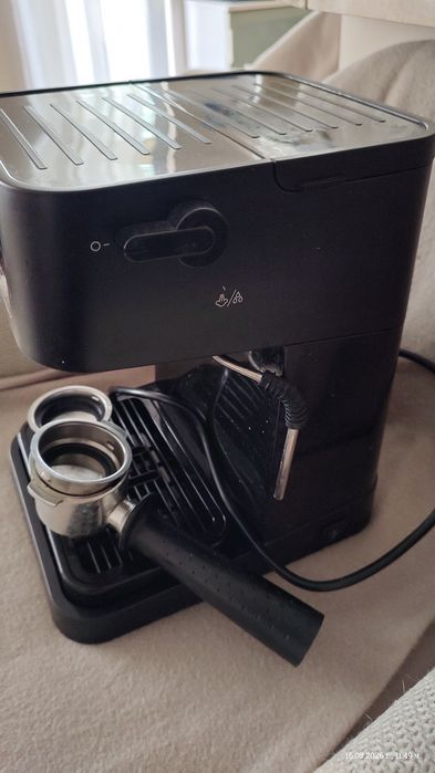 Кафемашина Делонги - DeLonghi EC230.BK