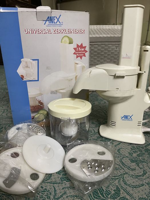 Продам кухонный комбайн