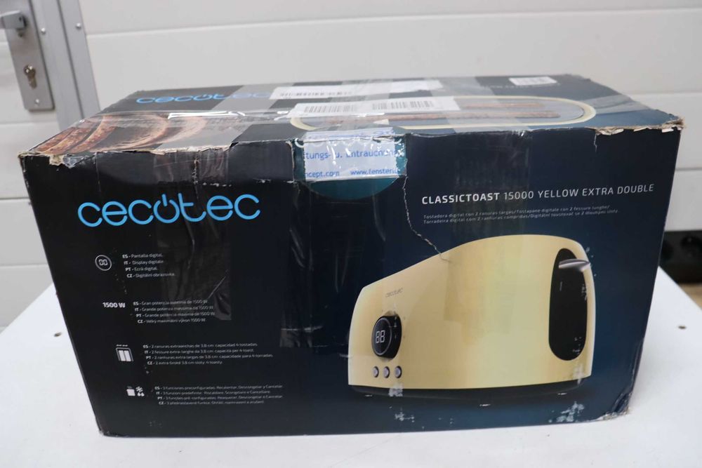 Тостер Cecotec ClassicToast Digital 15000 Yellow Extra Double, 1500 W, Капацитет за 4 филийки хляб, 2 екстра широки дълги отделения, LED светлина