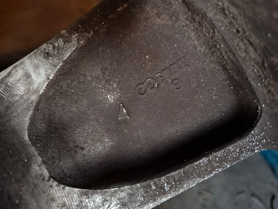 Продам оригинальные диски R16 5/114.3