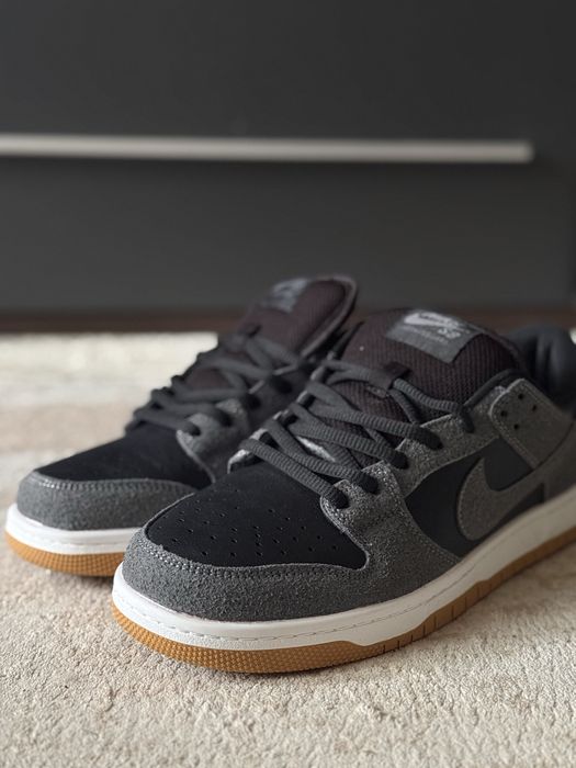 Кроссовки: Nike Dunk в сером цвете