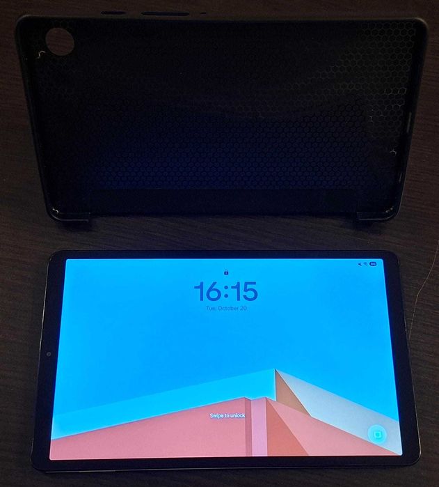 Tableta Samsung Galaxy Tab A9, Octa-Core, 8.7", 8GB RAM, 128GB, WIFI, SILVER ca nou, cu cutia originală, husa TPU ultra slim și tastatura bluetooth