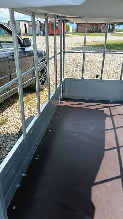 Remorca noua 750 kg