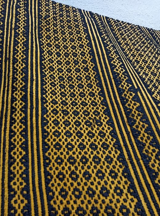 Țol de mătase păstrat excelent