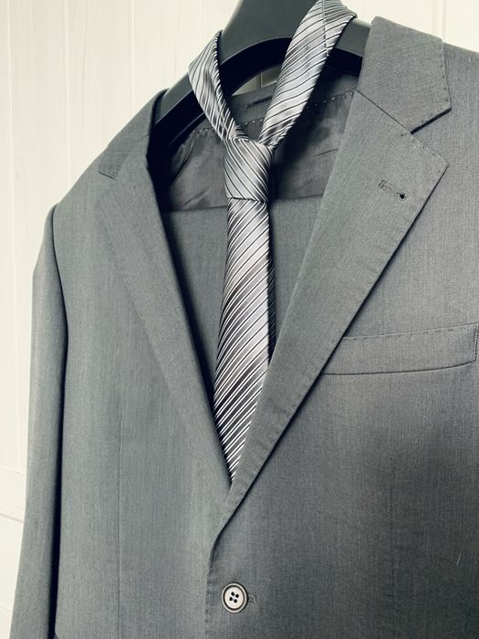 Официален мъжки костюм вълна